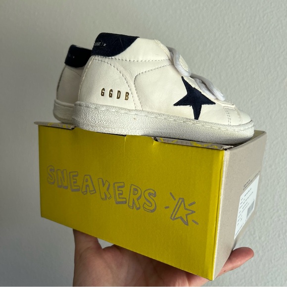 Toddler Golden Goose Velcro Sneakers - Picture 2 of 13